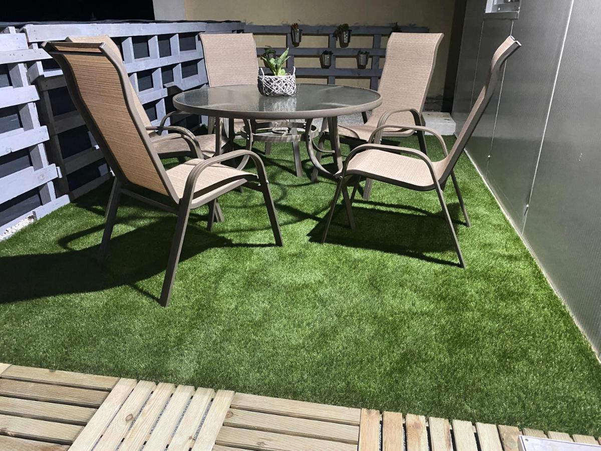 דירות לרנקה Luxury Lavender מראה חיצוני תמונה