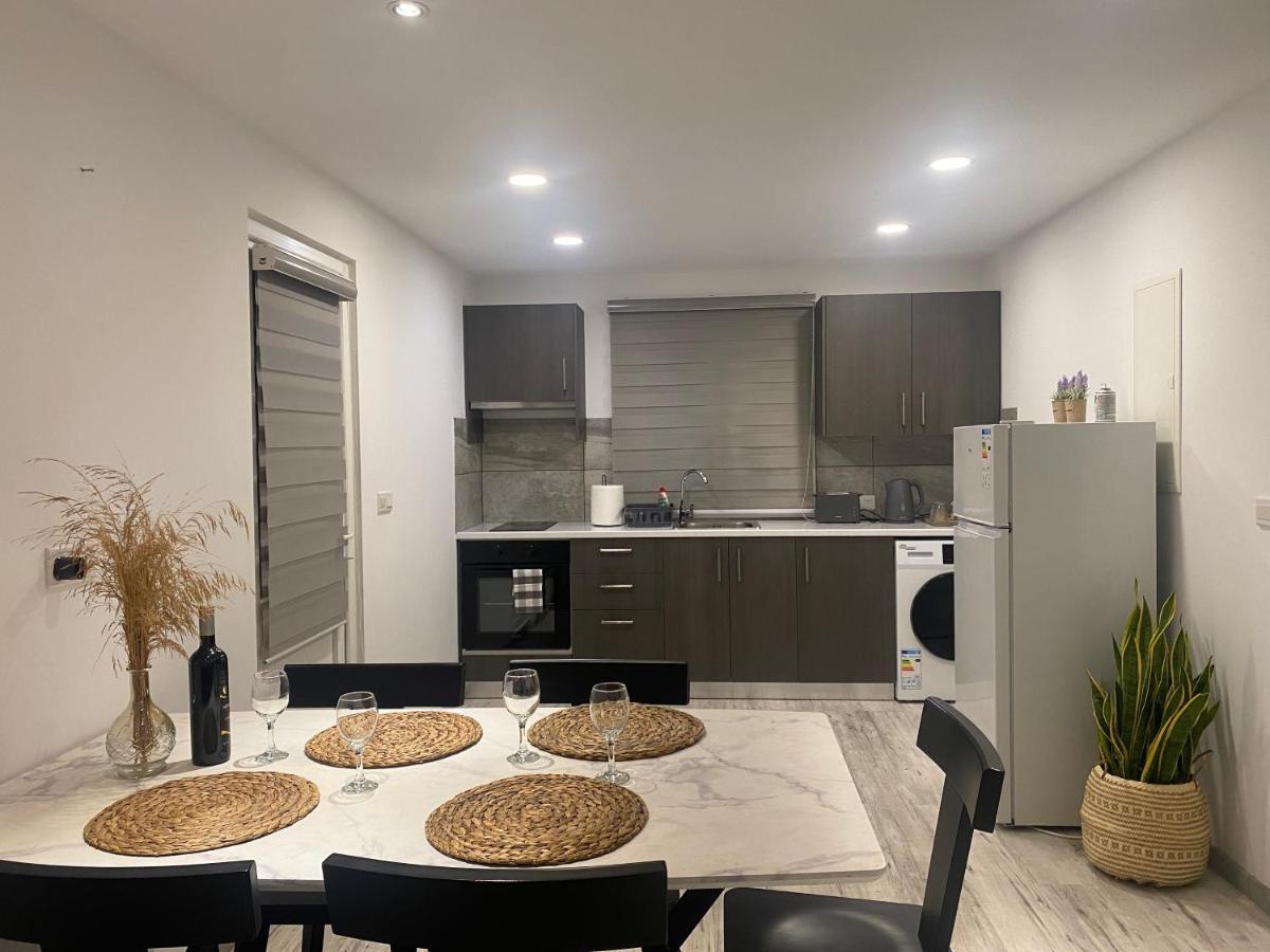 דירות לרנקה Luxury Lavender מראה חיצוני תמונה
